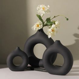 Stylish Nordic Style Ceramic & Porcelain Vase (Color: Black, size: small)